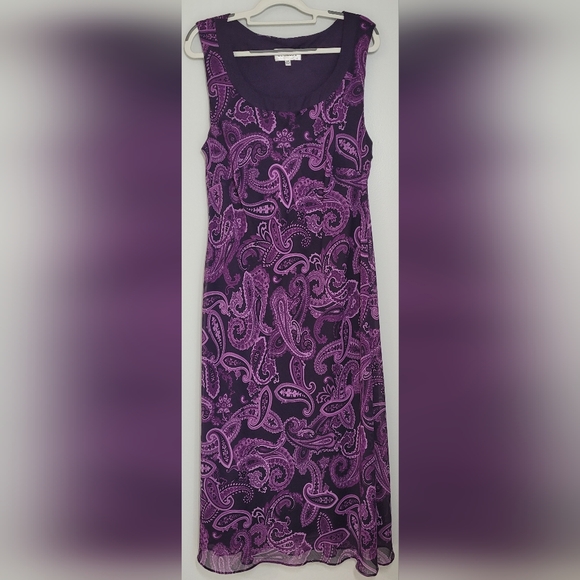 Studio One Dresses & Skirts - Studio I Paisley Sleeveless Maxi Dress Purple 18 Womens